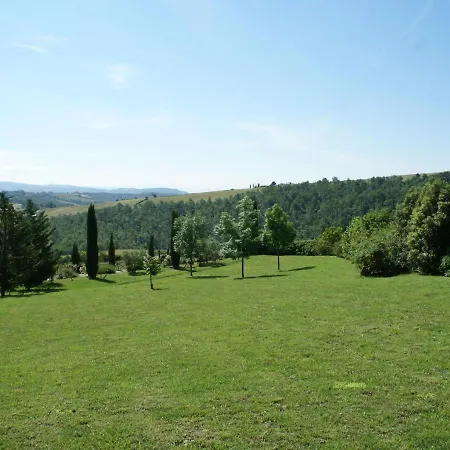 Cozy Holiday In Fabro Umbria With Its Own Covered Patio Allerona