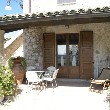 Cozy Holiday In Fabro Umbria With Its Own Covered Patio *